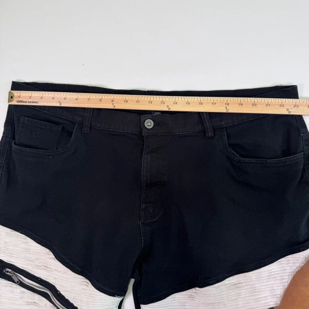 Rocawear Moto Shorts Mens 48 Black Biker Ribbed Zip Pockets Streetwear Hip Hop